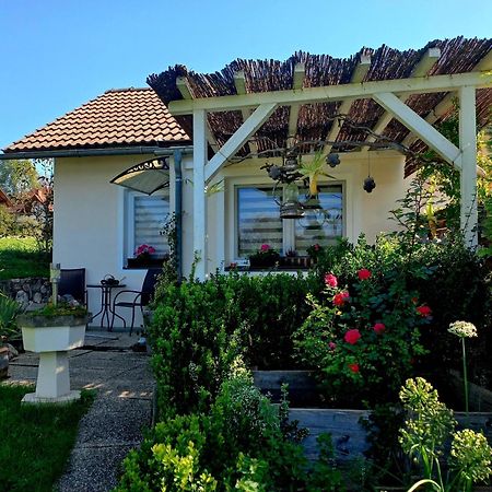 Ferienhaus Kaerntnergmiat Feldkirchen in Kärnten Buitenkant foto