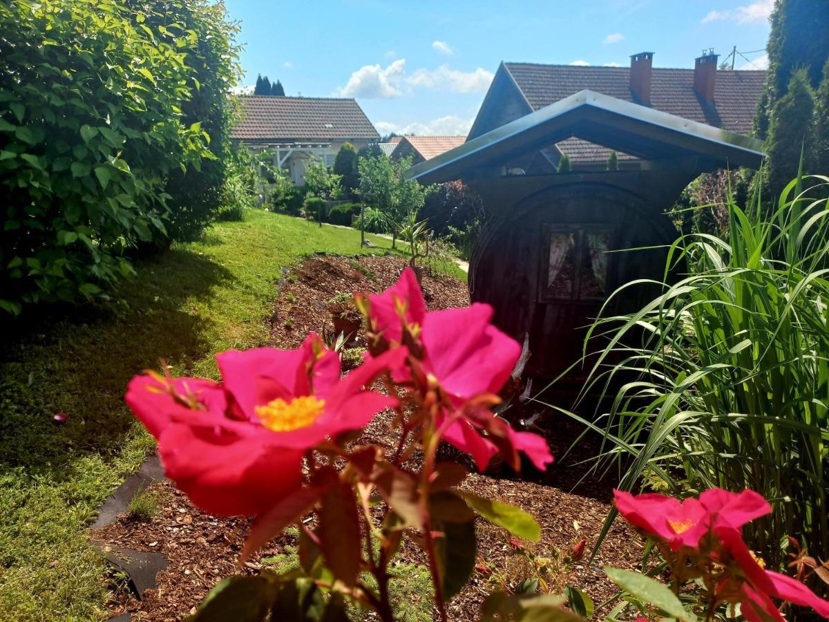 Ferienhaus Kaerntnergmiat Feldkirchen in Kärnten Buitenkant foto