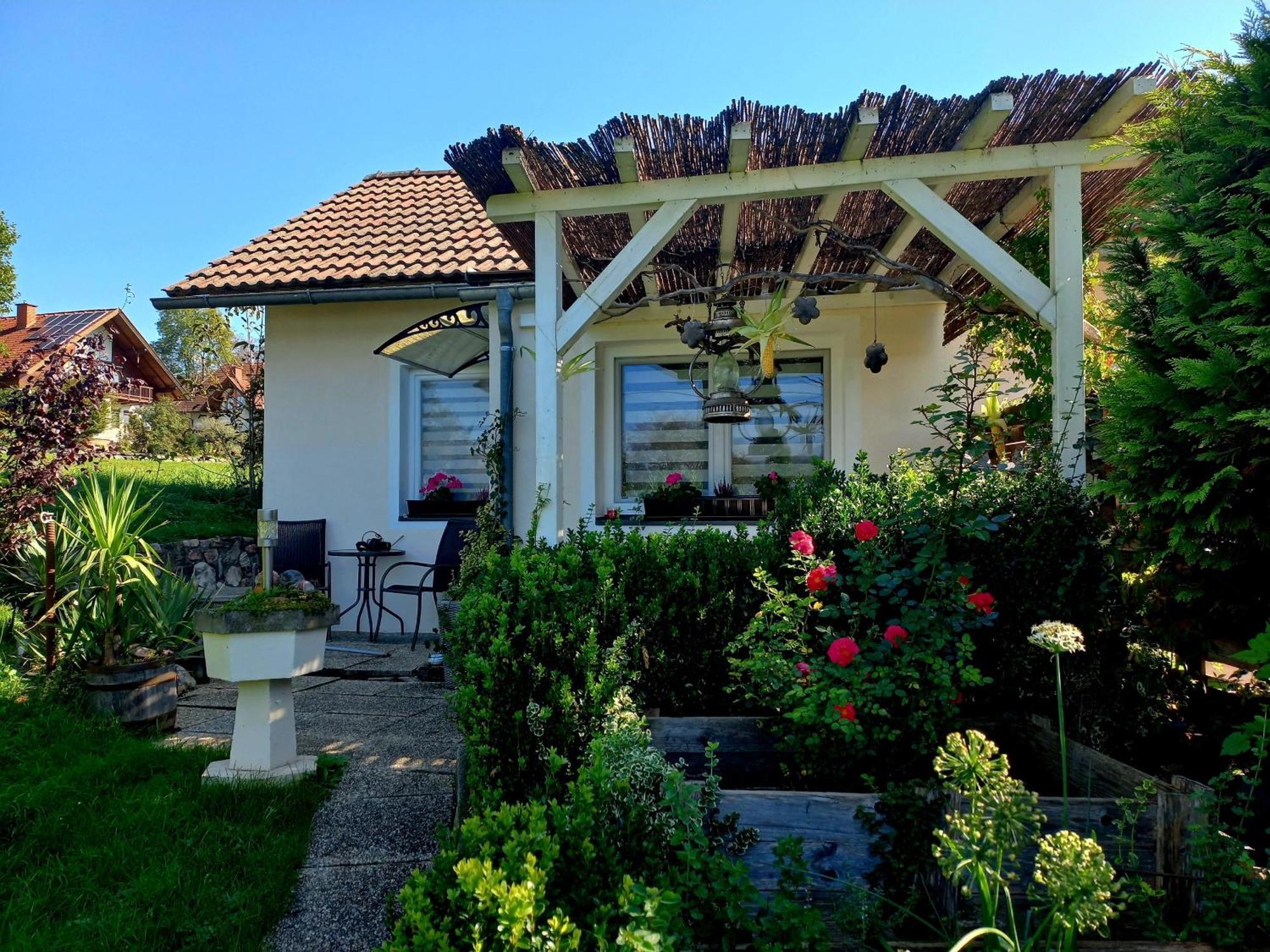 Ferienhaus Kaerntnergmiat Feldkirchen in Kärnten Buitenkant foto