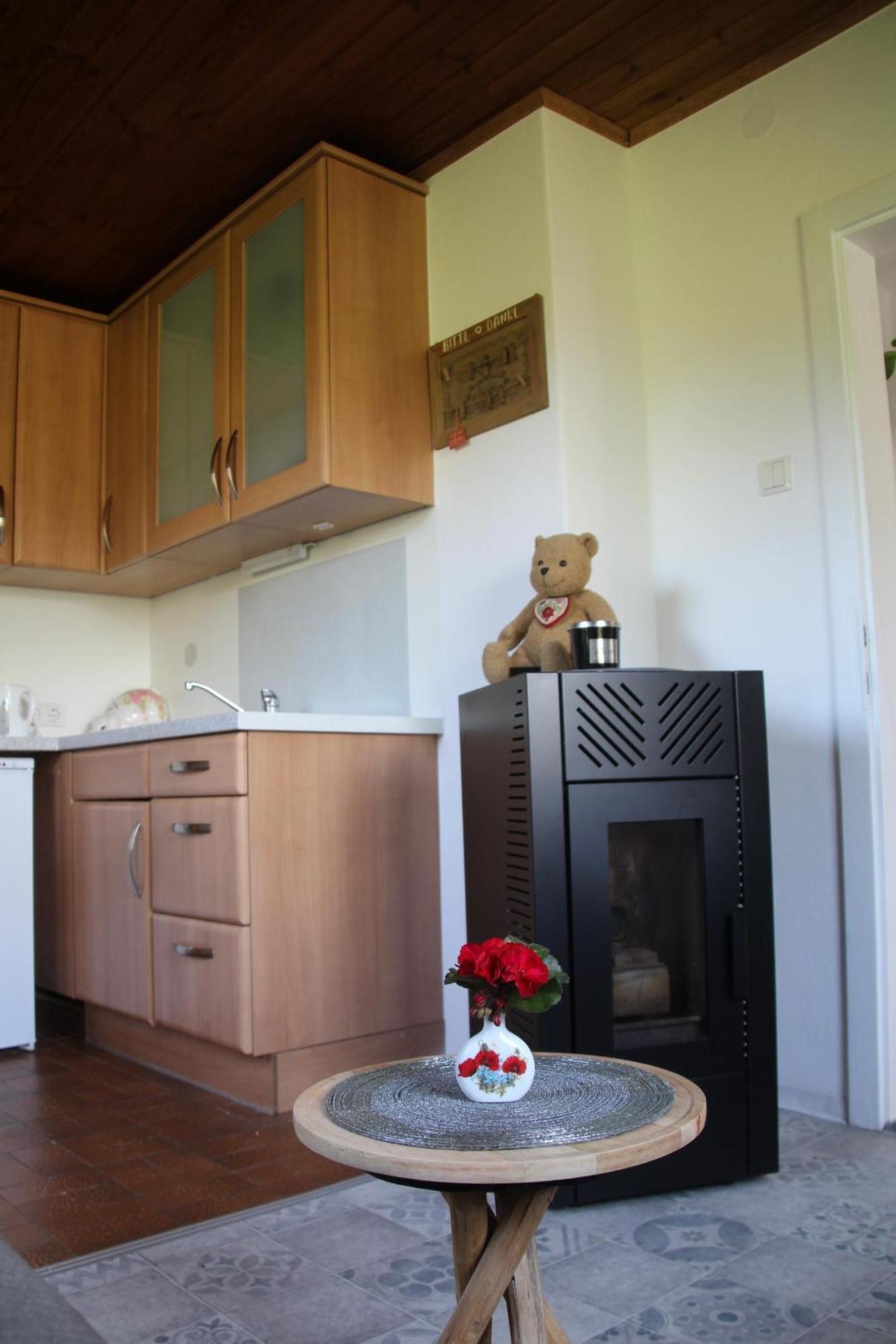 Ferienhaus Kaerntnergmiat Feldkirchen in Kärnten Buitenkant foto