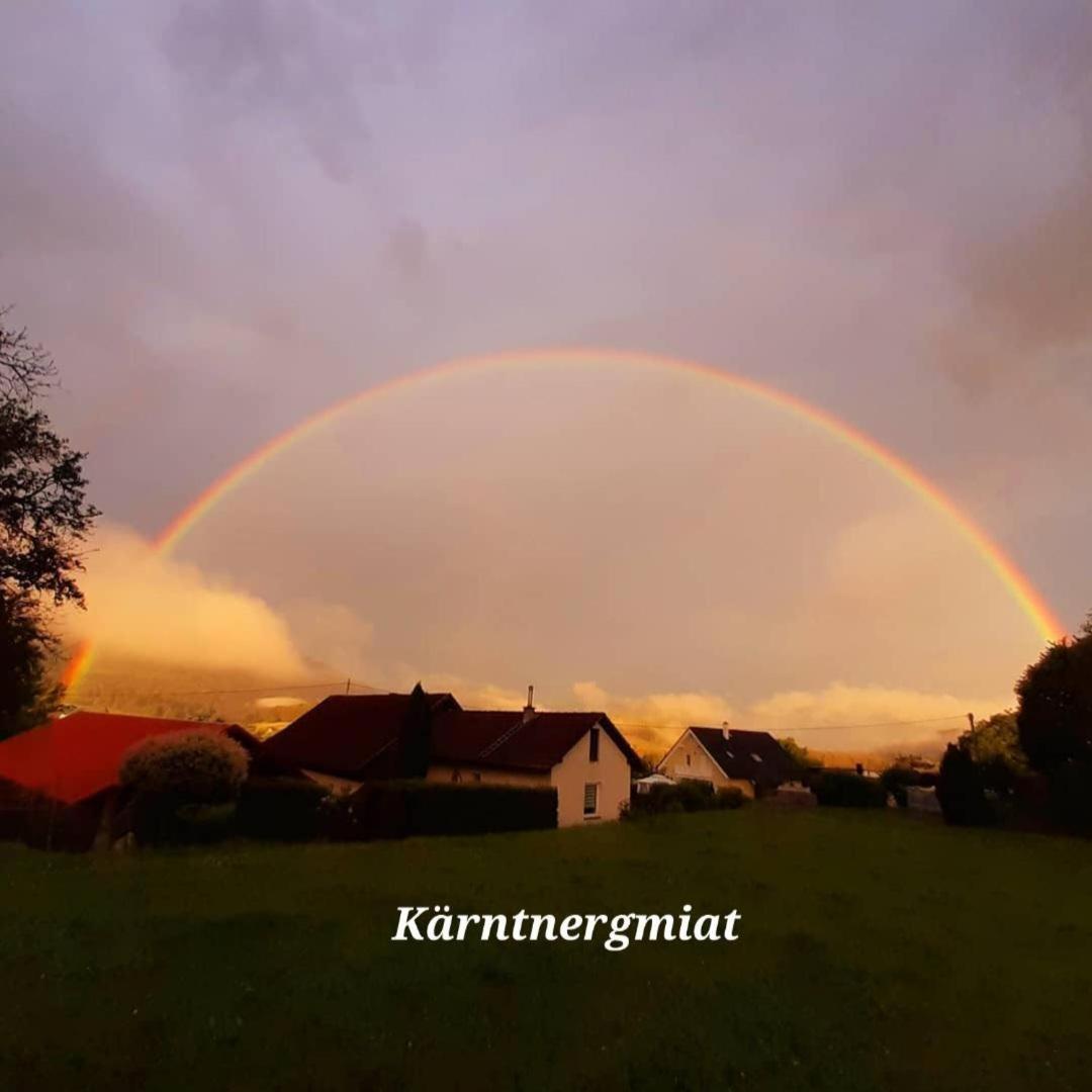 Ferienhaus Kaerntnergmiat Feldkirchen in Kärnten Buitenkant foto